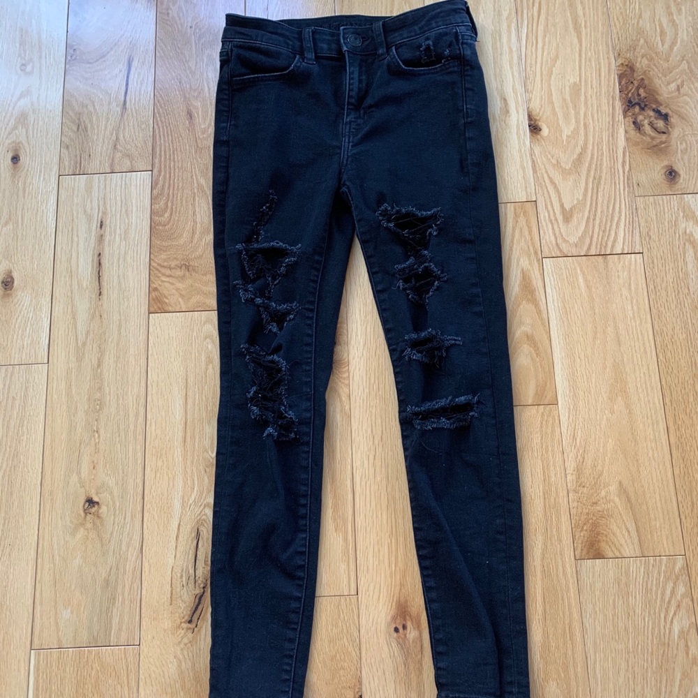 black american eagle high waisted short jeans!